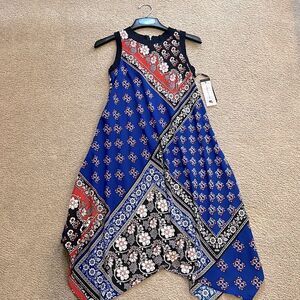 Karl Lagerfeld, summer dress NEW. fits standard size 2 and 4